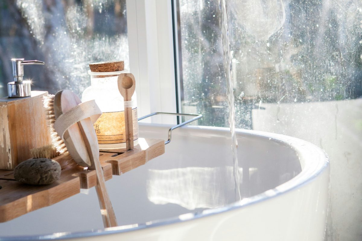 nnere Ruhe finden i Meditation, serumoleum.com, dr. ruth mischnick, www.serumoleum.com, serumoleum, Dr. Ruth Mischnick, welche Knochen neigen eher zu brüchen,, Achtung! Gesichtsbehaarung und dünnere Haut sind völlig normal. Serum Oleum, www.serumoleum.com, dr. ruth mischnick, wir schenken schöne Haut und wohlbefinden, Hautveränderungen und Menopause: Was dich erwartet und was du tun kannst, dr. ruth mischnick, serum oleum, www.serumoleum.com